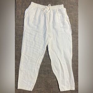 Saks Fifth Avenue Folio Collection White Pants
Size L
55% Linen/45% Silk